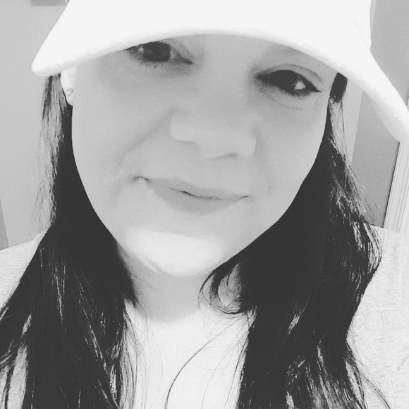 Meet your Posher, Jenell - Picture 1 of 1